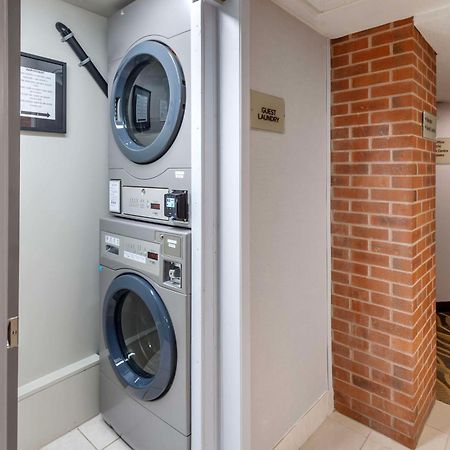 Best Western Plus Ottawa City Centre Экстерьер фото
