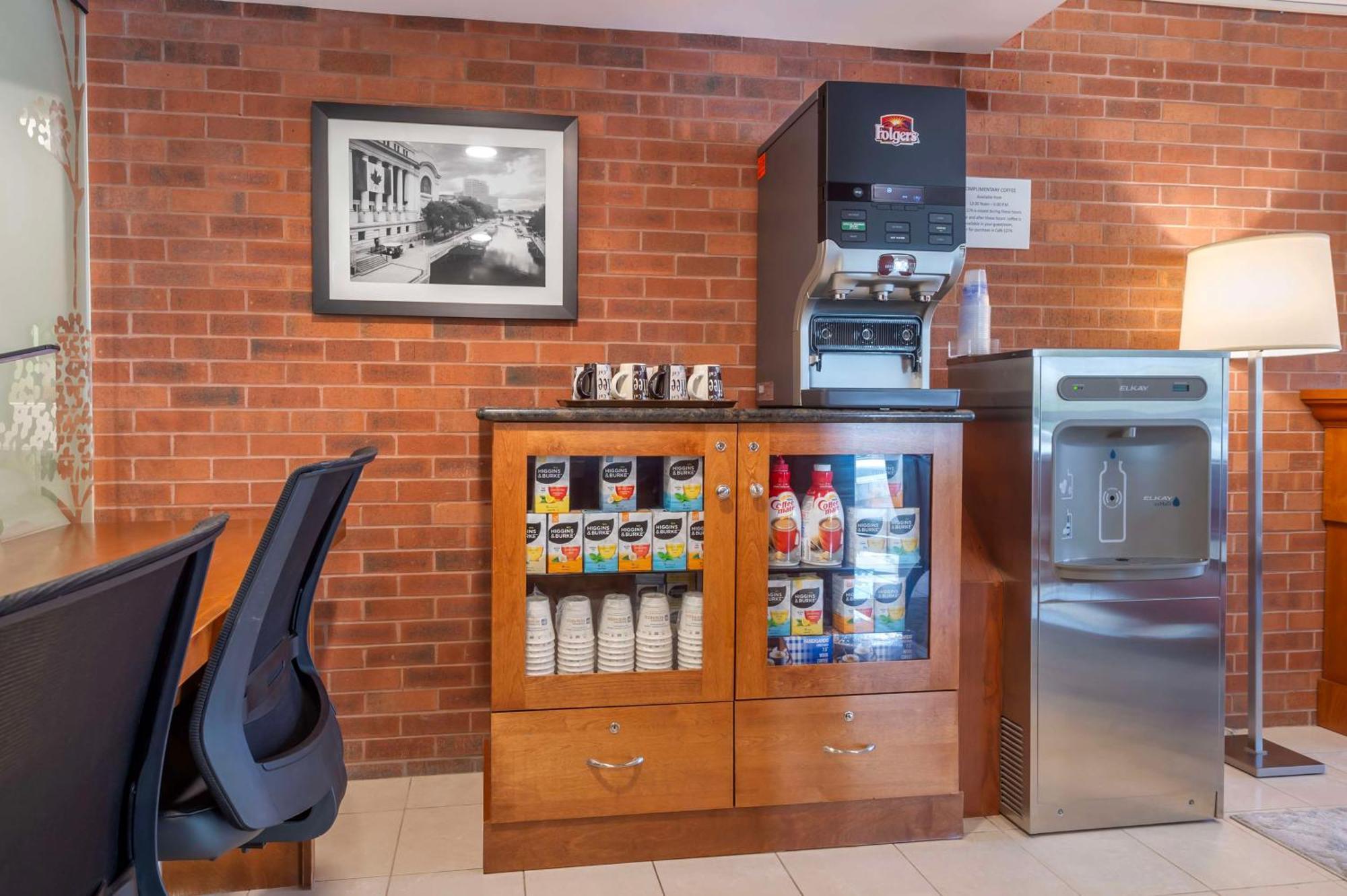 Best Western Plus Ottawa City Centre Экстерьер фото