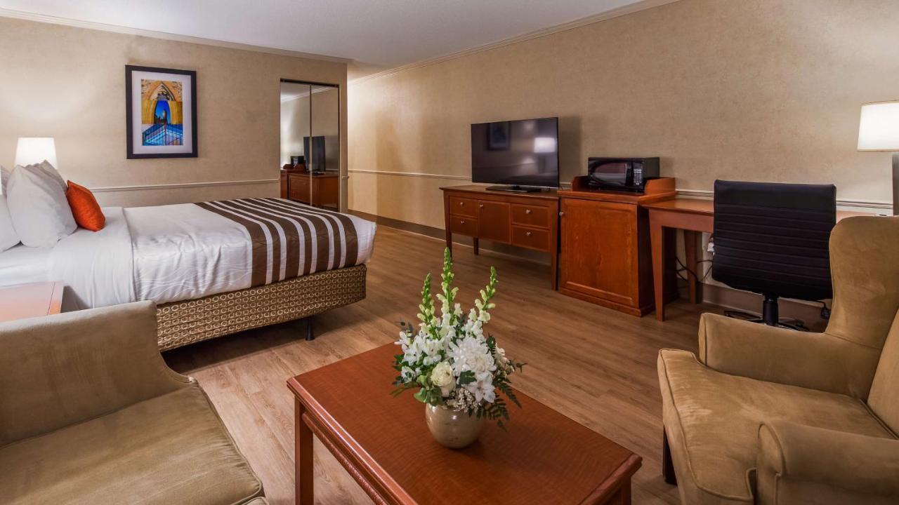 Best Western Plus Ottawa City Centre Экстерьер фото
